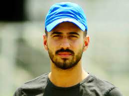 Ramandeep Singh Wiki (Cricketer), Biography